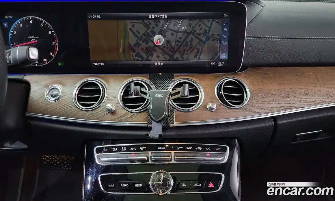 Mercedes-Benz E-Class 2018 2.0 гидро, фото 14