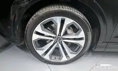 Audi Q8 2022 3.0 гидро в Москве № 230005, миниатюра 5