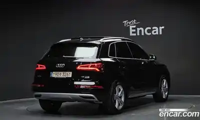 Audi Q5 2020 2.0 гидро в Москве № 230118, миниатюра 2