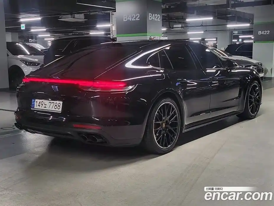 Porsche Panamera 2023 4.0 гидро в Москве № 252286, фото 3