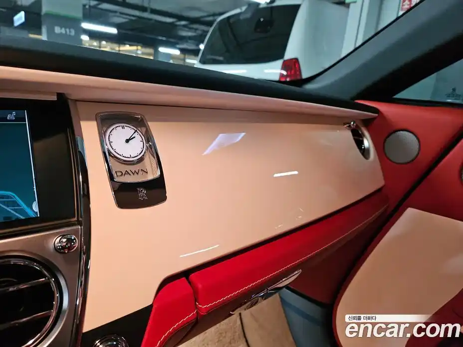 Rolls-Royce Dawn 2019 6.6 гидро в Москве № 407380, фото 17