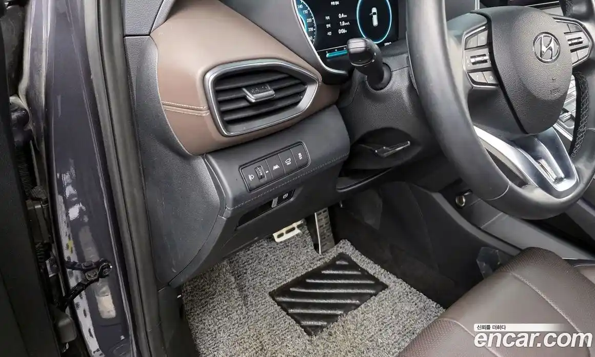 Hyundai Santa Fe 2021 1.6 гидро в Москве № 107824, фото 17