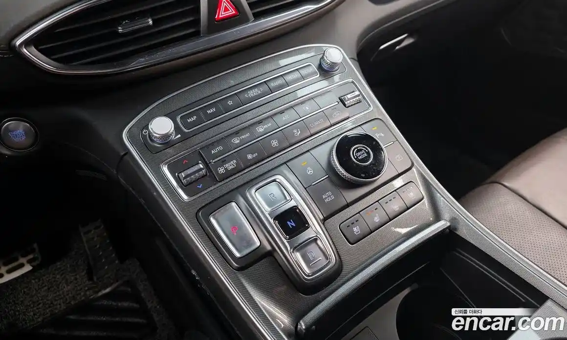 Hyundai Santa Fe 2021 1.6 гидро в Москве № 107824, фото 9