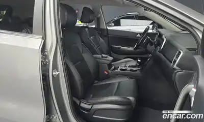 Kia Sportage 2021 2.0 гидро в Москве № 121352, миниатюра 10