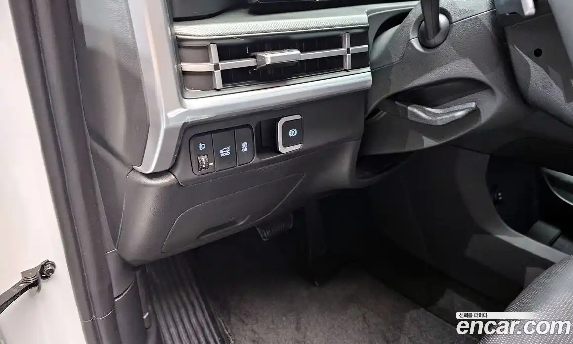Hyundai Santa Fe 2023 1.6 гидро в Москве № 125886, фото 16