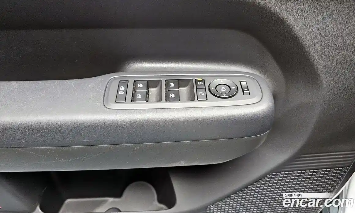 Hyundai Santa Fe 2023 1.6 гидро в Москве № 125886, фото 18