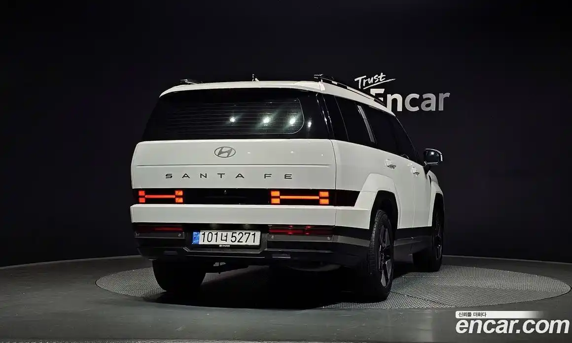 Hyundai Santa Fe 2023 1.6 гидро в Москве № 125886, фото 4