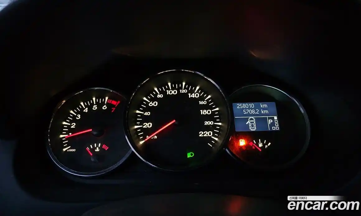Renault SM3 2010 1.6 гидро в Москве № 1472016, фото 12