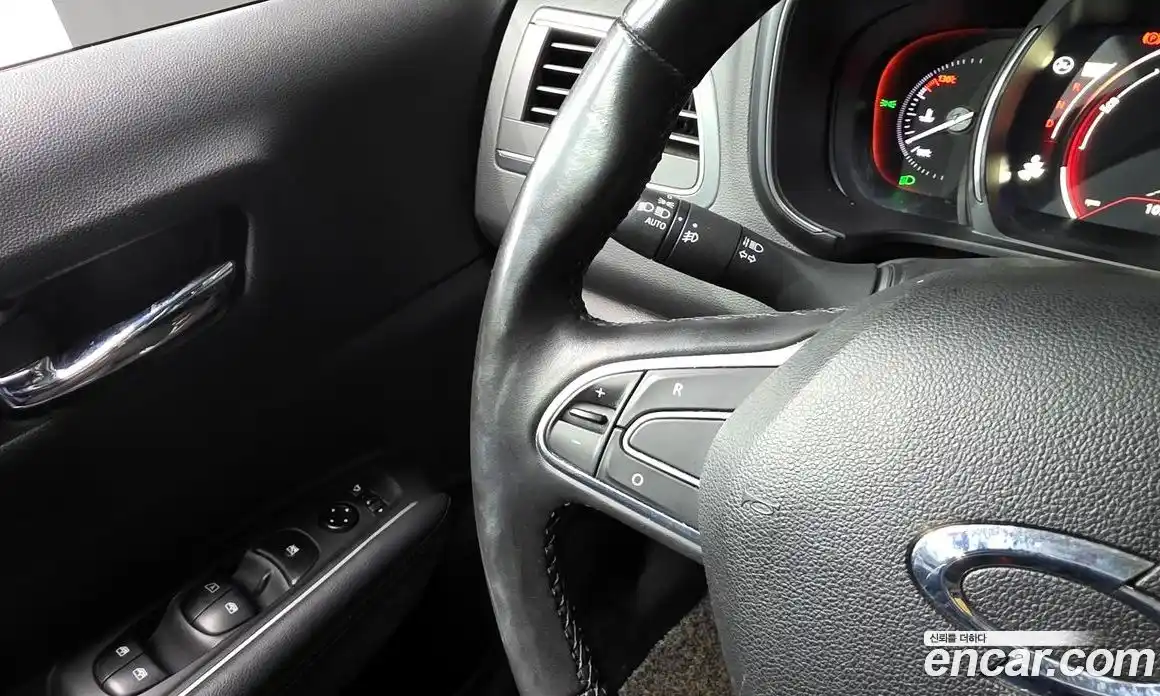 Renault QM6 2019 2.0 гидро в Москве № 148085, фото 17