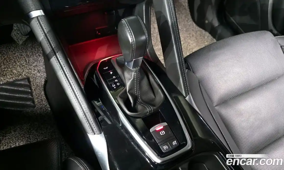 Renault QM6 2019 2.0 гидро в Москве № 148085, фото 9