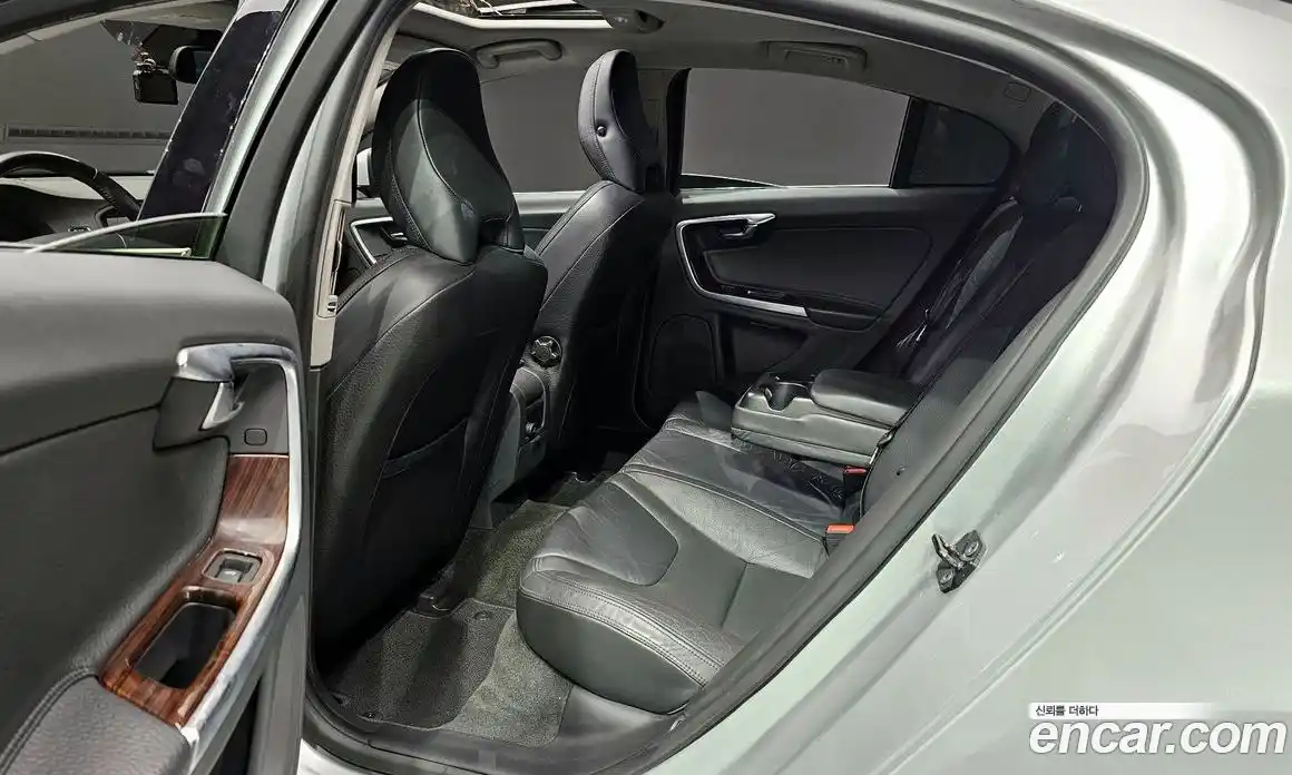 Volvo S60 2011 2.4 гидро в Москве № 158156, фото 12