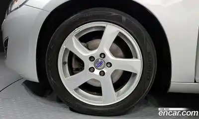 Volvo S60 2011 2.4 гидро в Москве № 158156, миниатюра 5