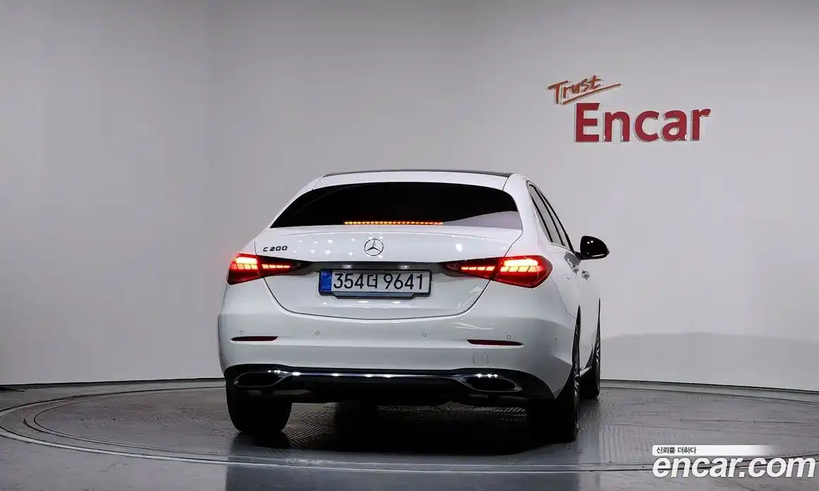 Mercedes-Benz C-Class 2025 2.0 гидро в Москве № 160083, фото 4