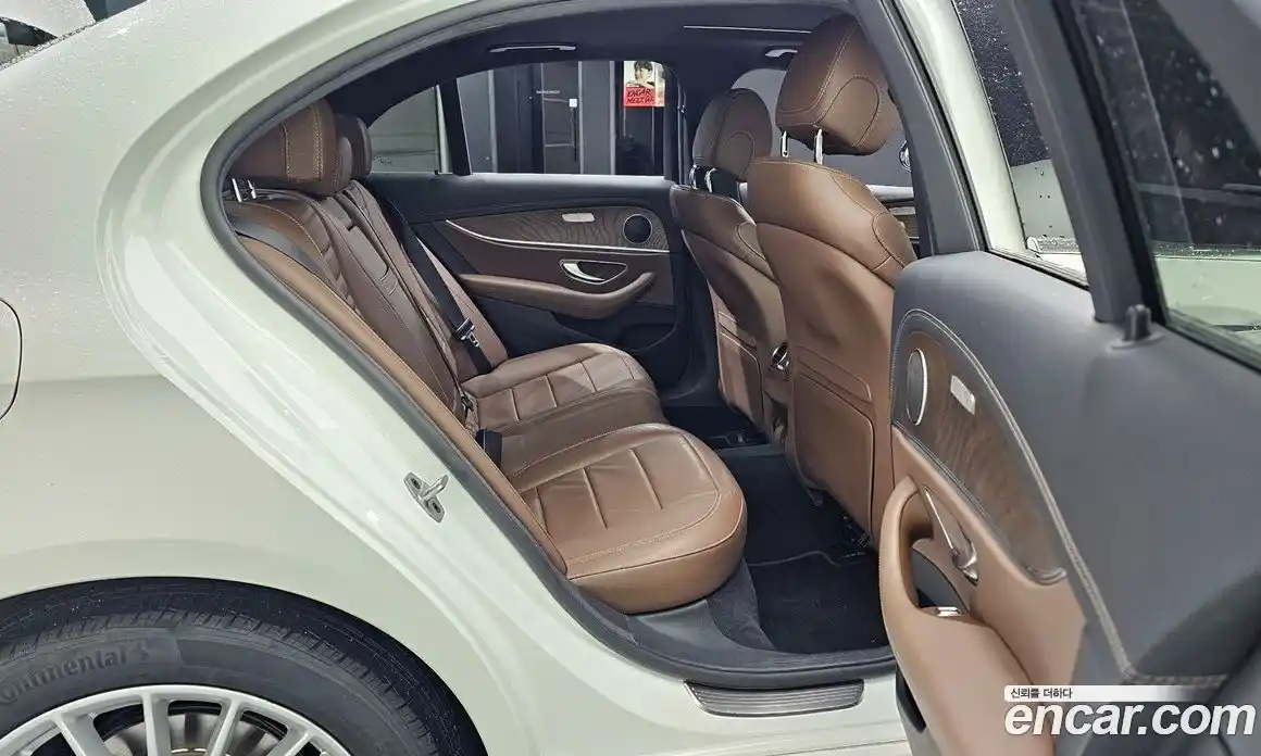 Mercedes-Benz E-Class 2022 2.0 гидро в Москве, фото 12