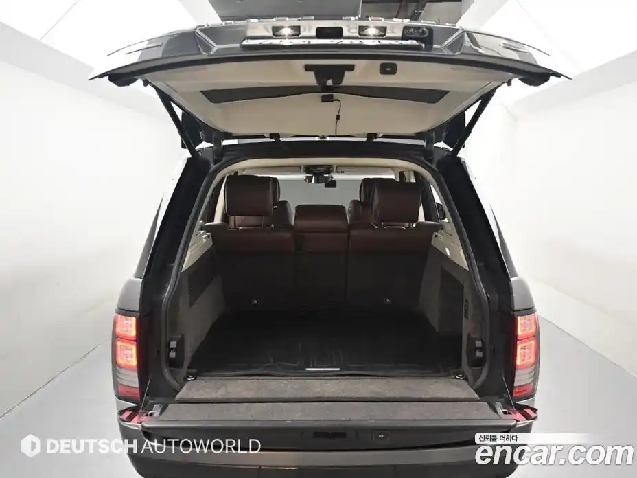 Land Rover Range-Rover 2017 5.0 гидро в Москве № 1619856, фото 19