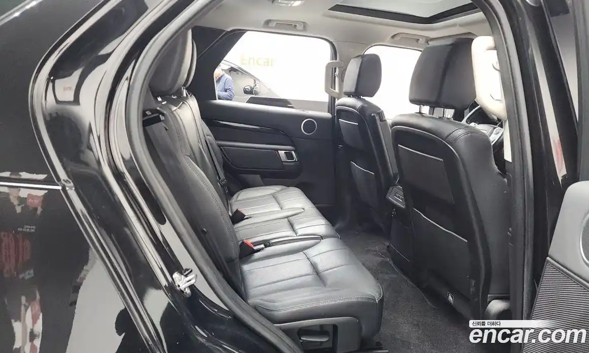 Land Rover Discovery 2018 2.0 гидро в Москве № 166425, фото 12