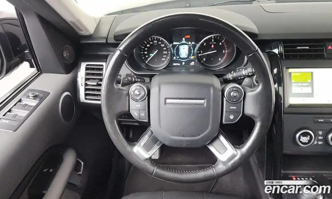 Land Rover Discovery 2018 2.0 гидро в Москве № 166425, фото 13