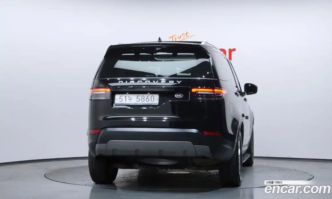 Land Rover Discovery 2018 2.0 гидро в Москве № 166425, фото 4