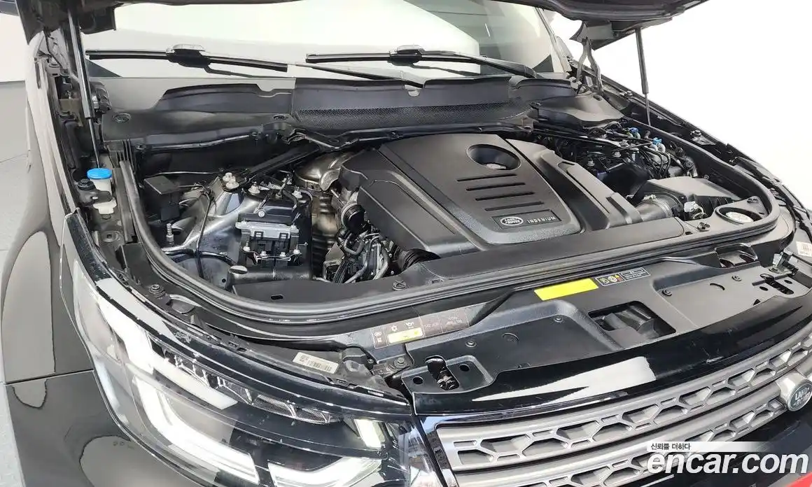 Land Rover Discovery 2018 2.0 гидро в Москве № 166425, фото 6