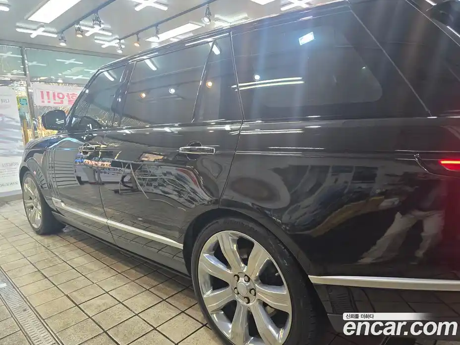 Land Rover Range-Rover 2017 5.0 гидро в Москве № 166844, фото 5