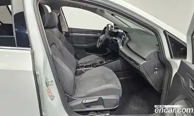 Volkswagen Golf 2024 2.0 гидро в Москве № 168464, миниатюра 11