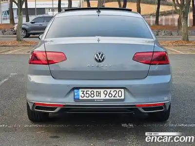 Volkswagen Passat 2022 2.0 гидро в Москве № 169145, миниатюра 4