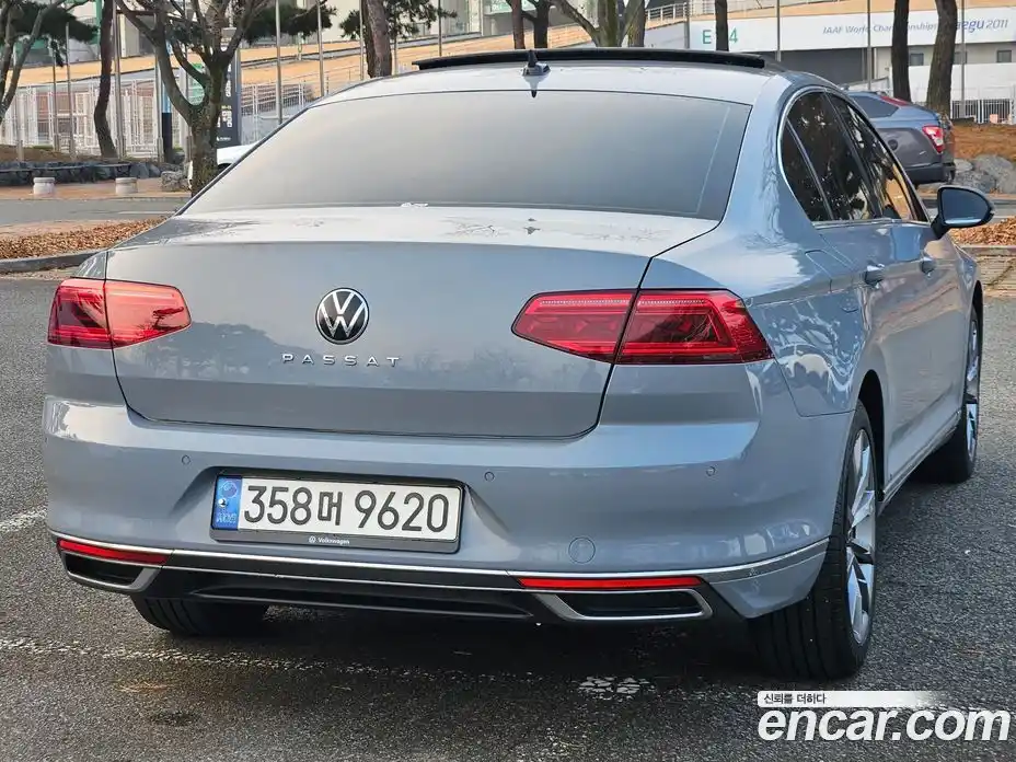 Volkswagen Passat 2022 2.0 гидро в Москве № 169145, фото 5