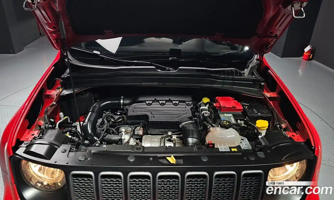 Jeep Renegade 2022 1.3 гидро в Москве № 169974, фото 6