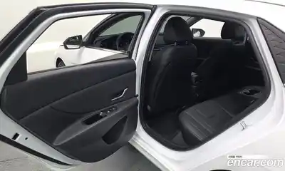 Hyundai Avante 2023 1.6 гидро в Москве № 1757601, миниатюра 11
