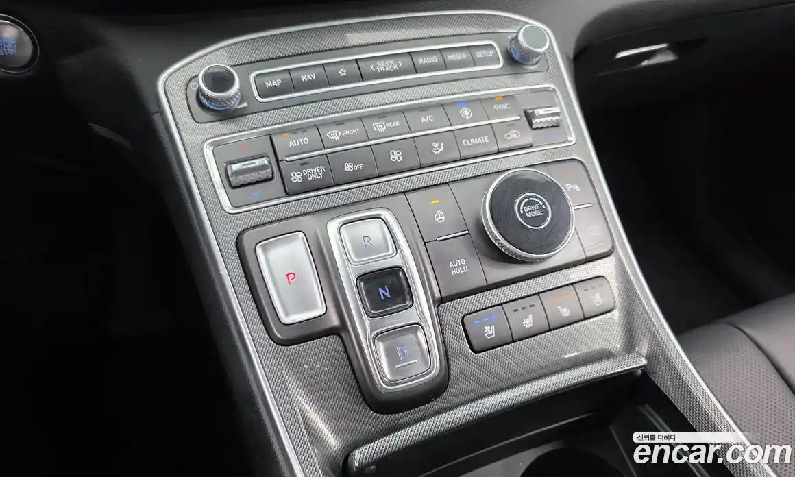 Hyundai Santa Fe 2022 1.6 гидро в Москве № 1757768, фото 9