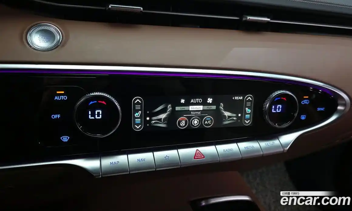 Genesis GV70 2023 2.5 гидро в Москве № 1758728, фото 17