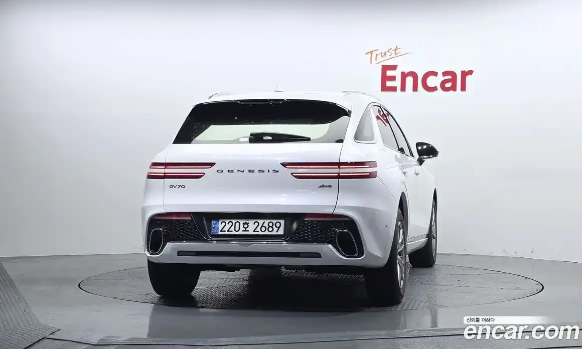 Genesis GV70 2023 2.5 гидро в Москве № 1758728, фото 4