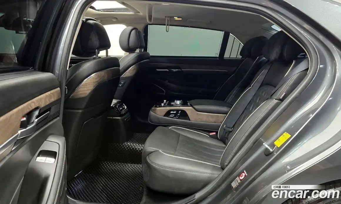 Genesis G90 2019 3.3 гидро в Москве № 1758857, фото 11