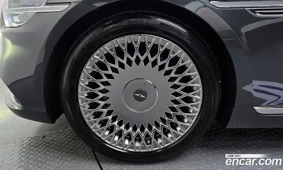 Genesis G90 2019 3.3 гидро в Москве № 1758857, фото 4