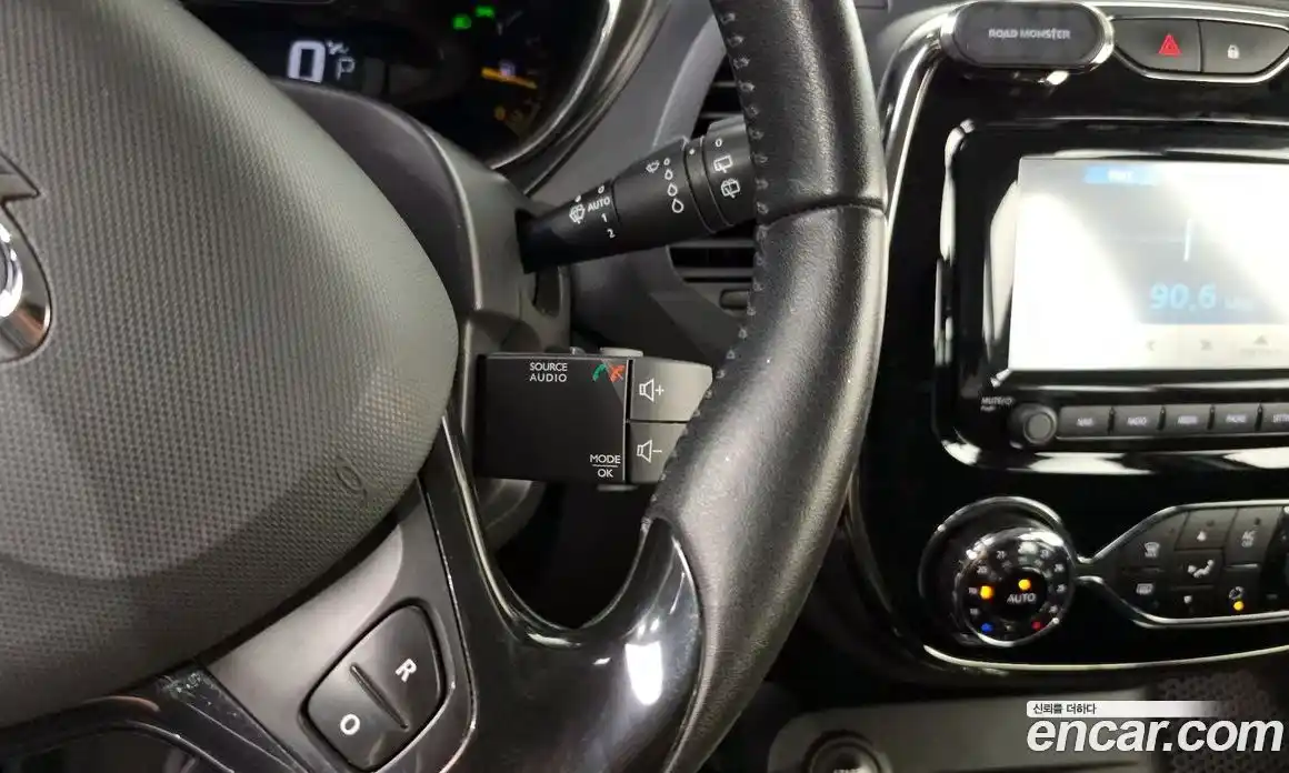 Renault QM3 2014 1.5 гидро в Москве № 1761148, фото 13