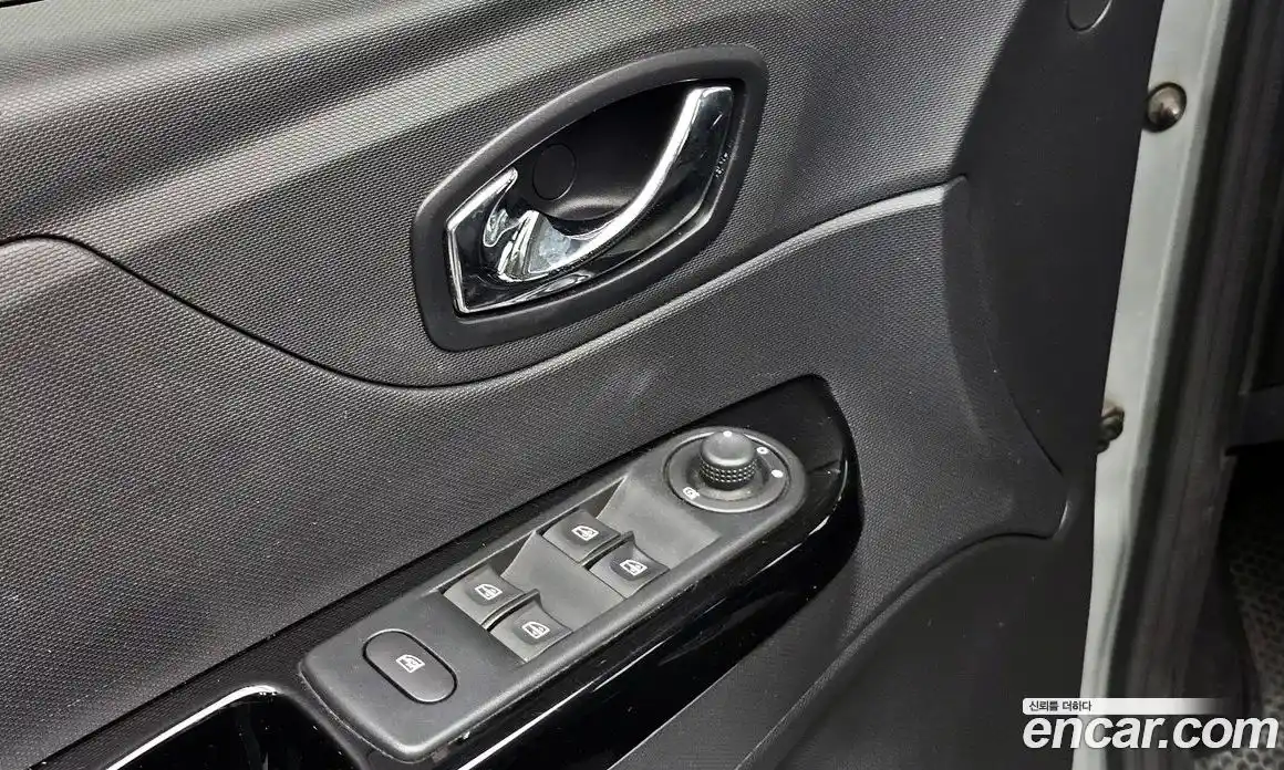 Renault QM3 2014 1.5 гидро в Москве № 1761148, фото 14