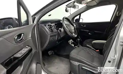 Renault QM3 2014 1.5 гидро в Москве № 1761148, миниатюра 10