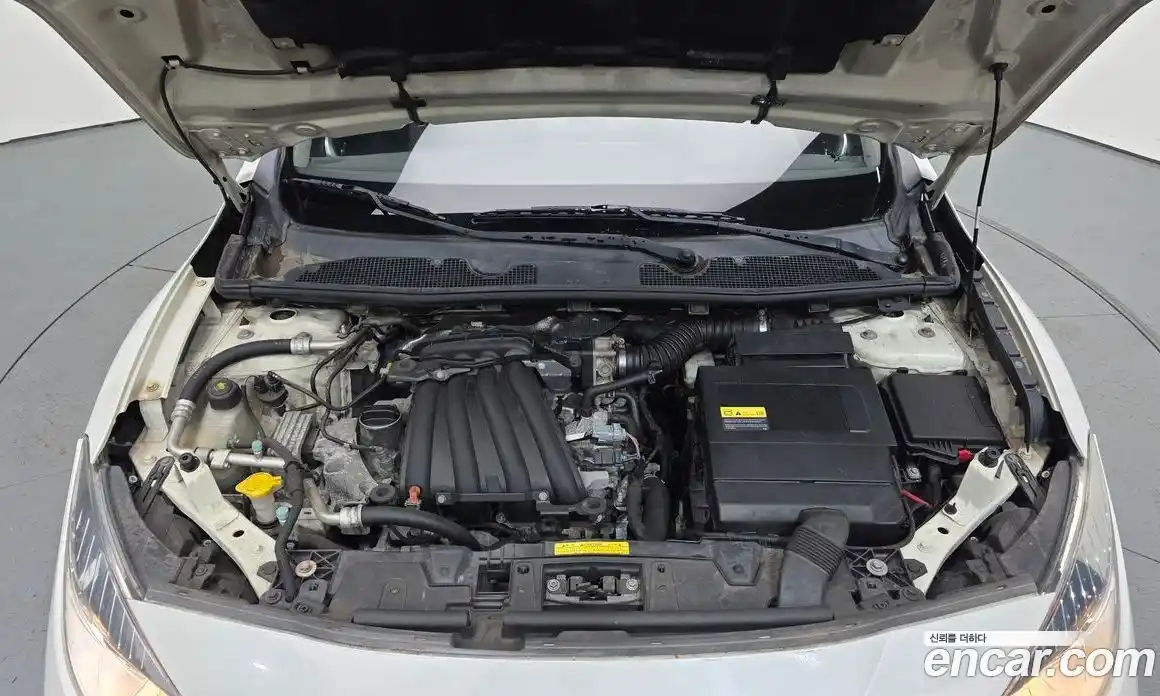 Renault SM3 2011 1.6 гидро в Москве № 1761458, фото 6