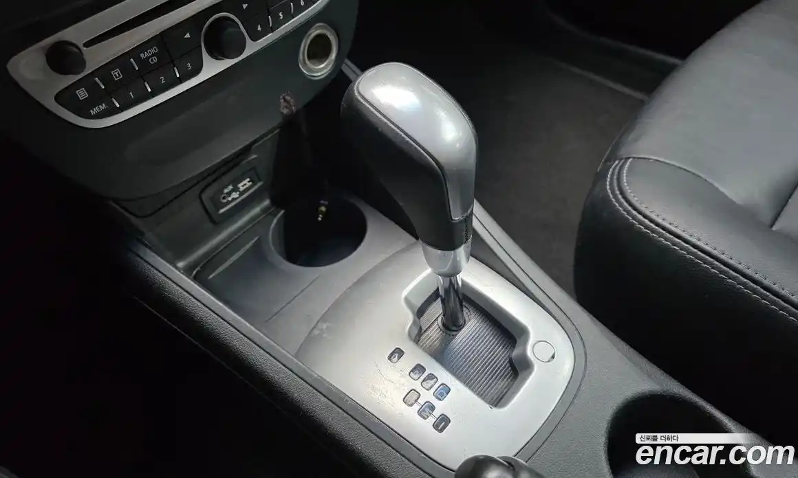 Renault SM3 2011 1.6 гидро в Москве № 1761458, фото 9