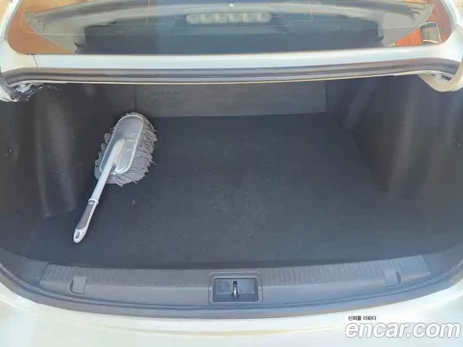 Renault SM3 2013 1.6 гидро в Москве № 1761639, фото 16