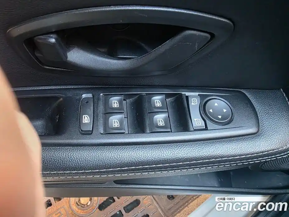 Renault SM3 2013 1.6 гидро в Москве № 1761639, фото 18