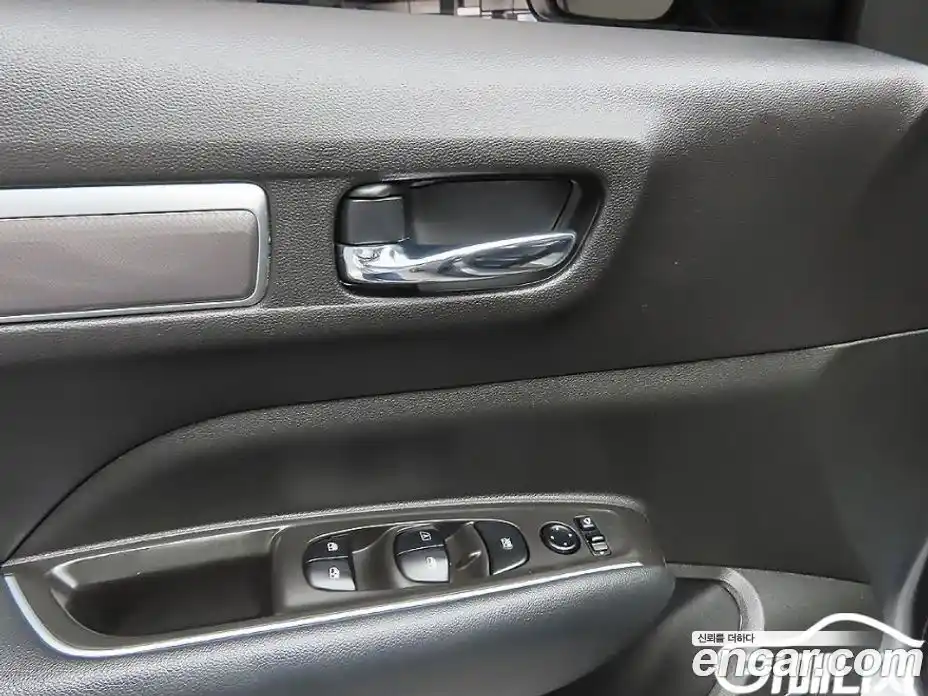 Renault QM6 2017 2.0 гидро в Москве № 1761694, фото 12