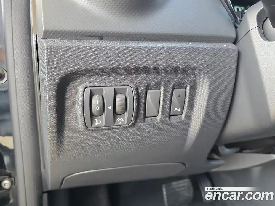 Renault QM3 2015 1.5 гидро в Москве № 1761779, фото 11
