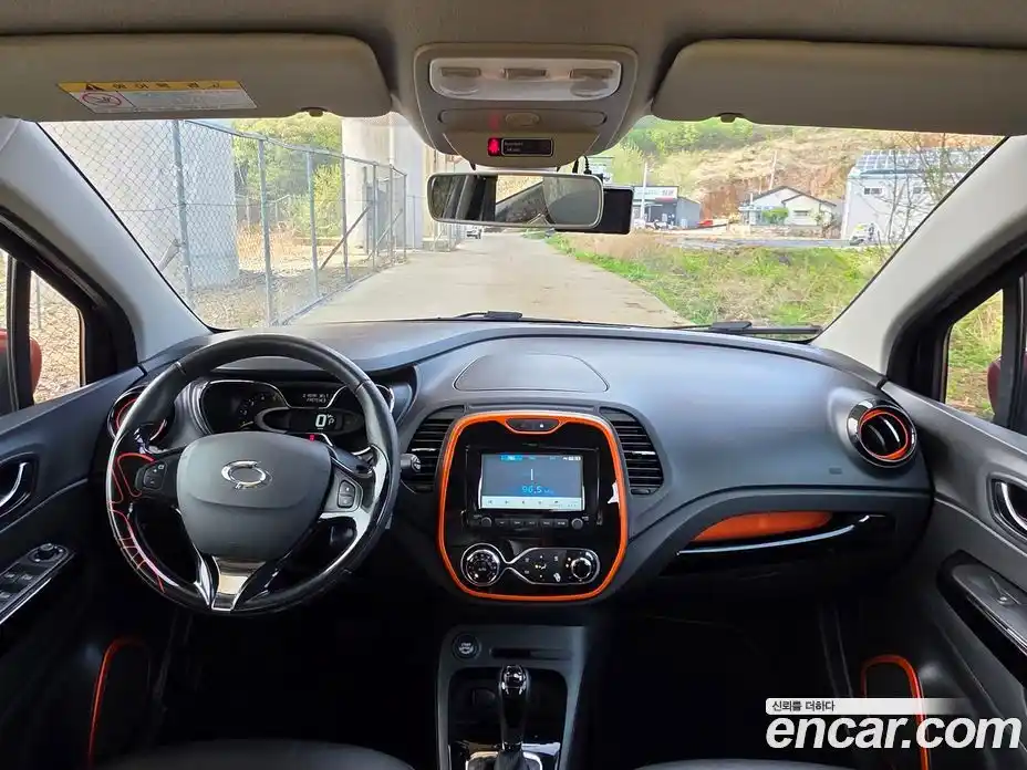 Renault QM3 2015 1.5 гидро в Москве № 1761779, фото 9