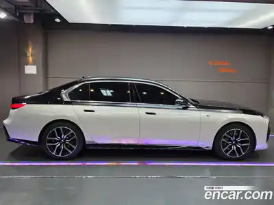 BMW 7-Series 2023 3.0 гидро в Москве № 1762042, миниатюра 5