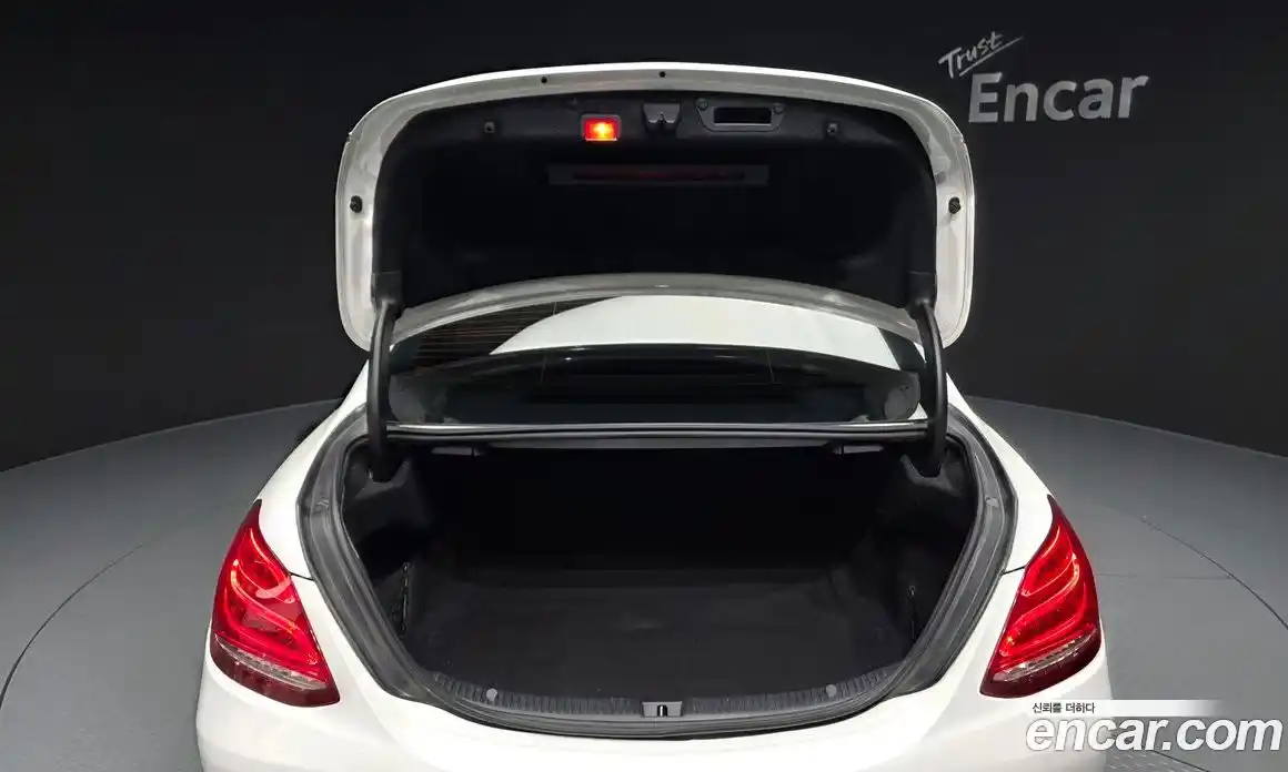 Mercedes-Benz C-Class 2017 2.0 гидро в Москве № 1762620, фото 20