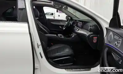 Mercedes-Benz E-Class 2016 2.0 гидро в Москве № 1762742, миниатюра 11