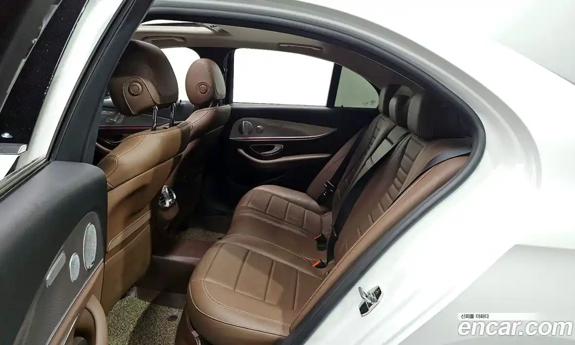 Mercedes-Benz E-Class 2019 2.0 гидро в Москве № 1762777, фото 12