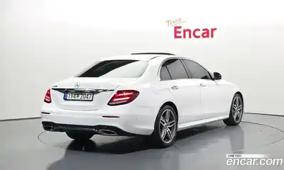 Mercedes-Benz E-Class 2019 2.0 гидро в Москве № 1762788, миниатюра 2