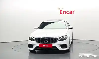 Mercedes-Benz E-Class 2019 2.0 гидро в Москве № 1762788, миниатюра 3